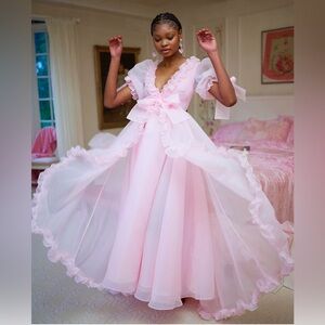 Selkie The Ballerina Marie Gown Sz Medium in Soft Pink